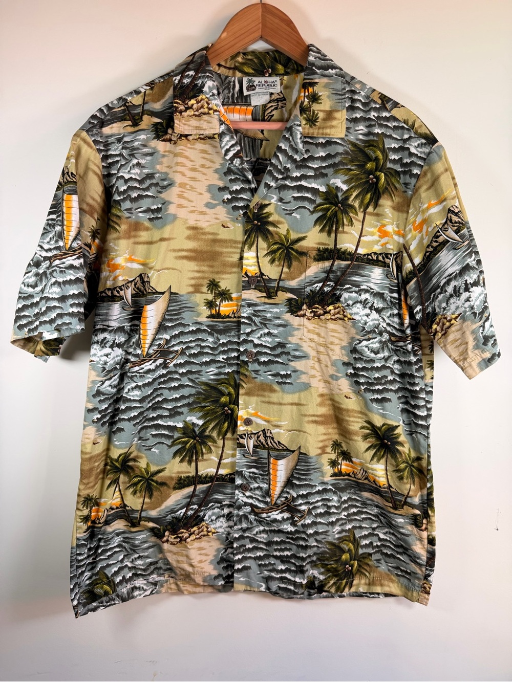 Aloha Republic Hawaiian Shirt Scenic Sunset Palm Tree Print L